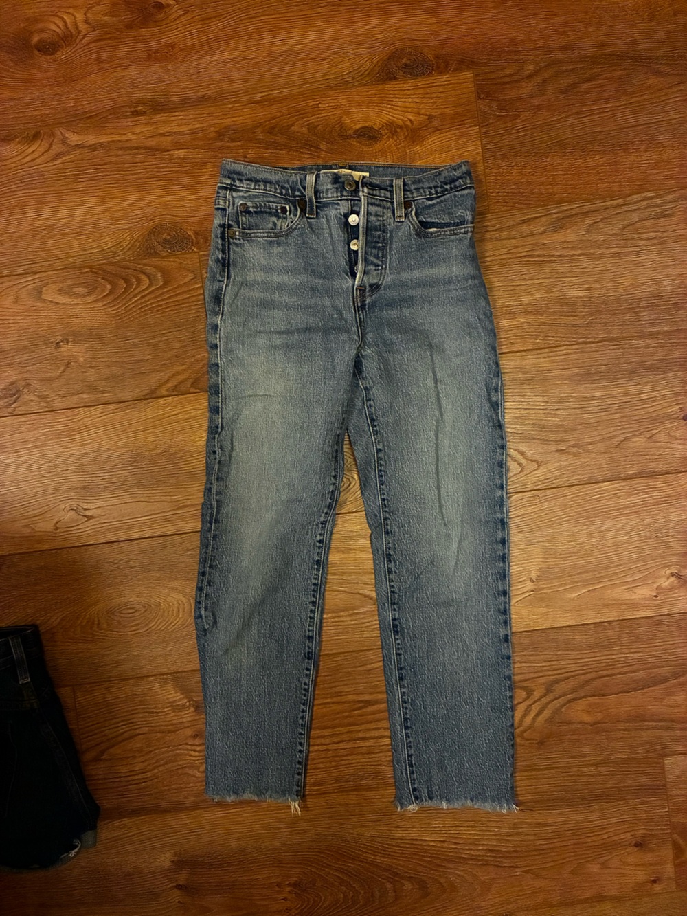Levi Women’s Blue Straight-Leg Jeans W25